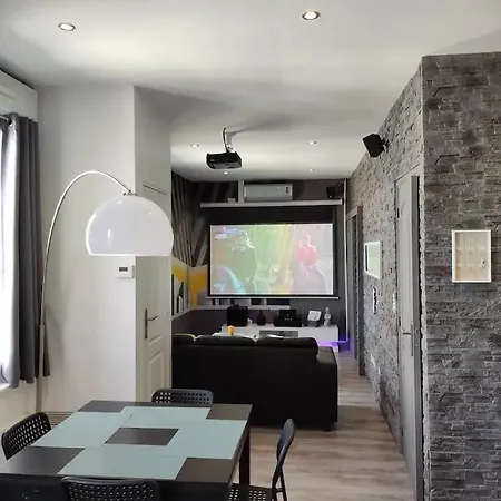 Moderne Cinema Ρενς